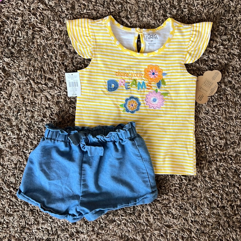 Girls size 4T Summer Set
